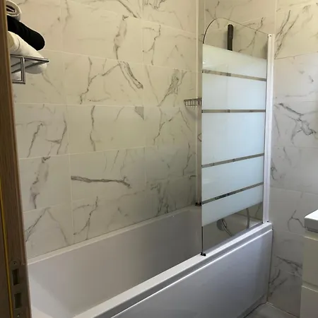 Zuzerto Nord 10 By Alezzi Apartment Navodari